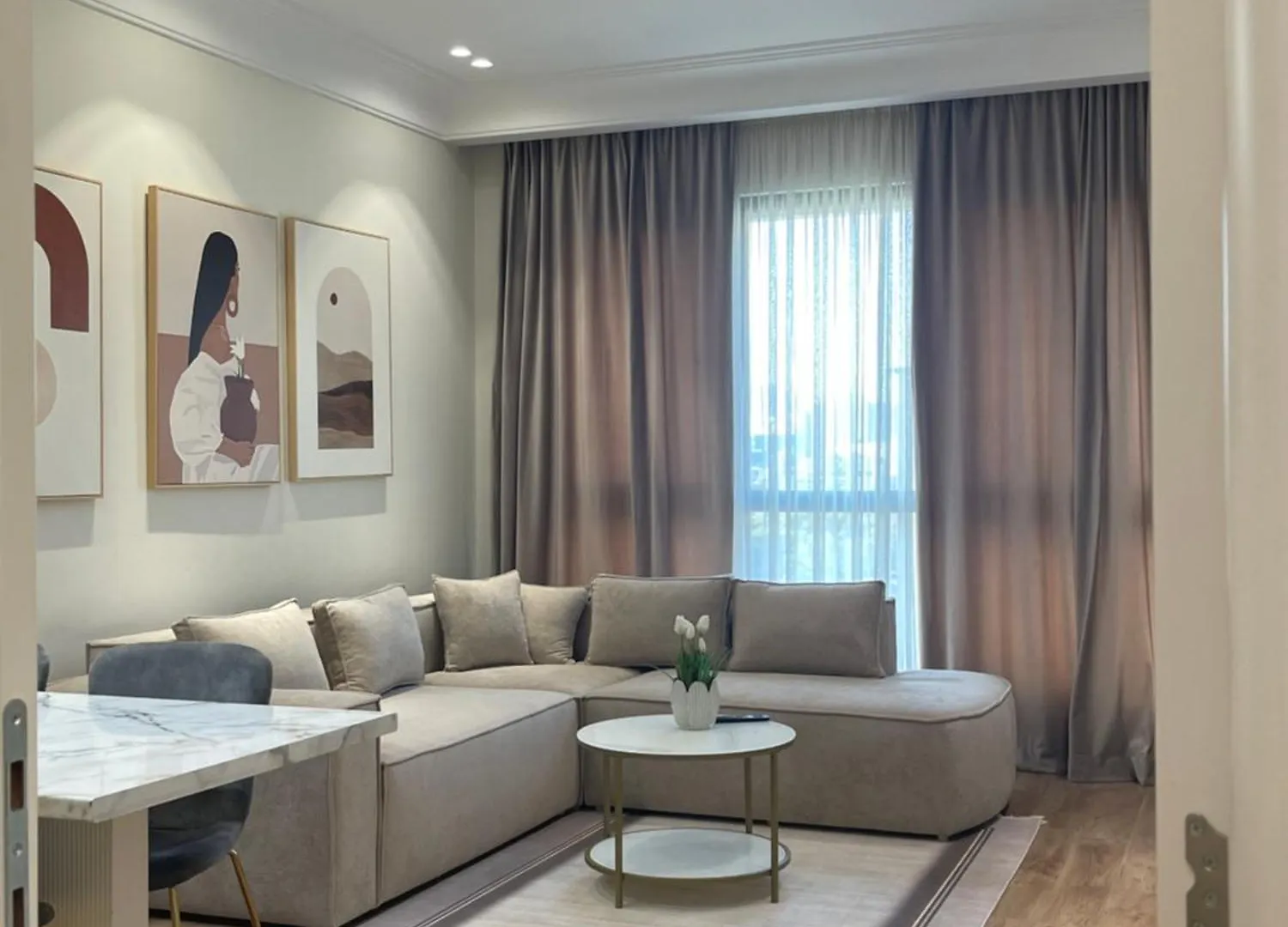 Enrik Apartamento Tirana Albânia